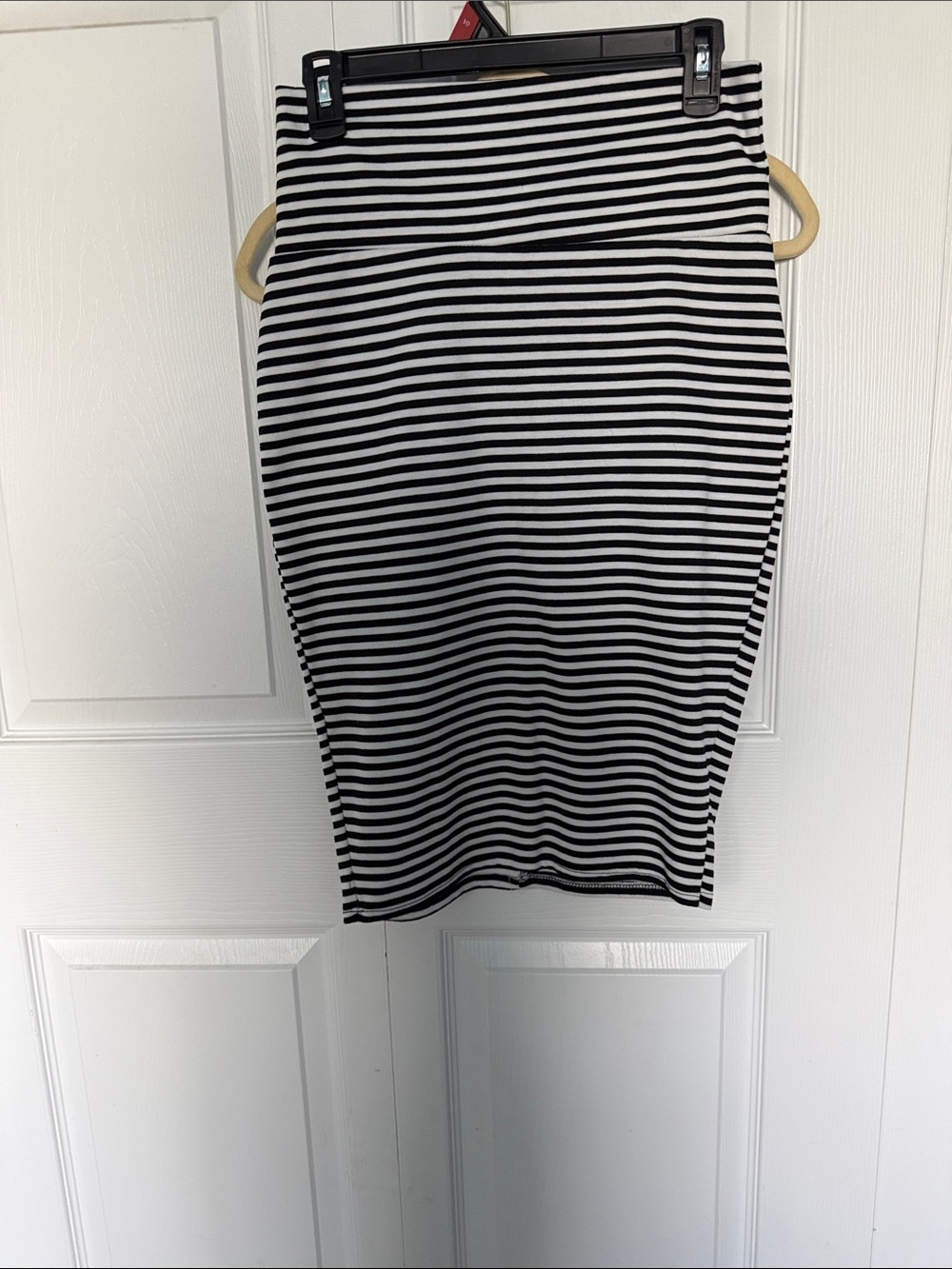 Silhouette Black & White Striped Pencil Skirt
